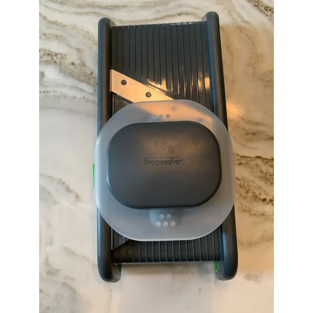 Progressive compact mandolin slicer grey